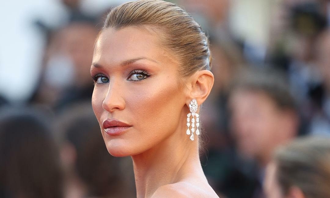Dàn mỹ nhân lăng xê trang sức Chopard ở Cannes: Bella Hadid, Củng Lợi tỏa sáng cùng thiết kế xa xỉ - hình ảnh - new88-app.vip