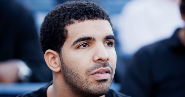 Drake xô đổ kỷ lục lịch sử của Michael Jackson trên Billboard Hot 100 - hình ảnh - new88-app.vip