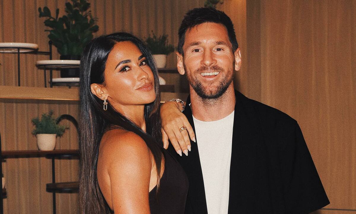 Thưởng đăng ký NEW88: Câu chuyện tình 30 năm của Messi và vợ người mẫu truyền cảm hứng cho fan Việt - hình ảnh - new88-app.vip Thưởng đăng ký NEW88: Câu chuyện tình 30 năm của Messi và vợ người mẫu truyền cảm hứng cho fan Việt - hình ảnh - new88-app.vip